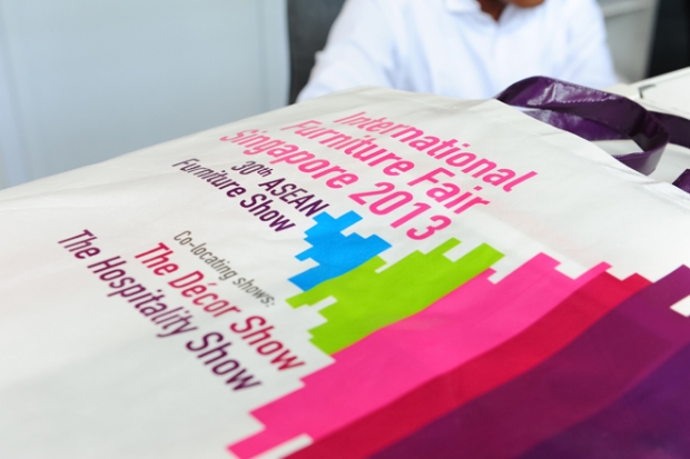 Singapore fair sets new dates for 2014