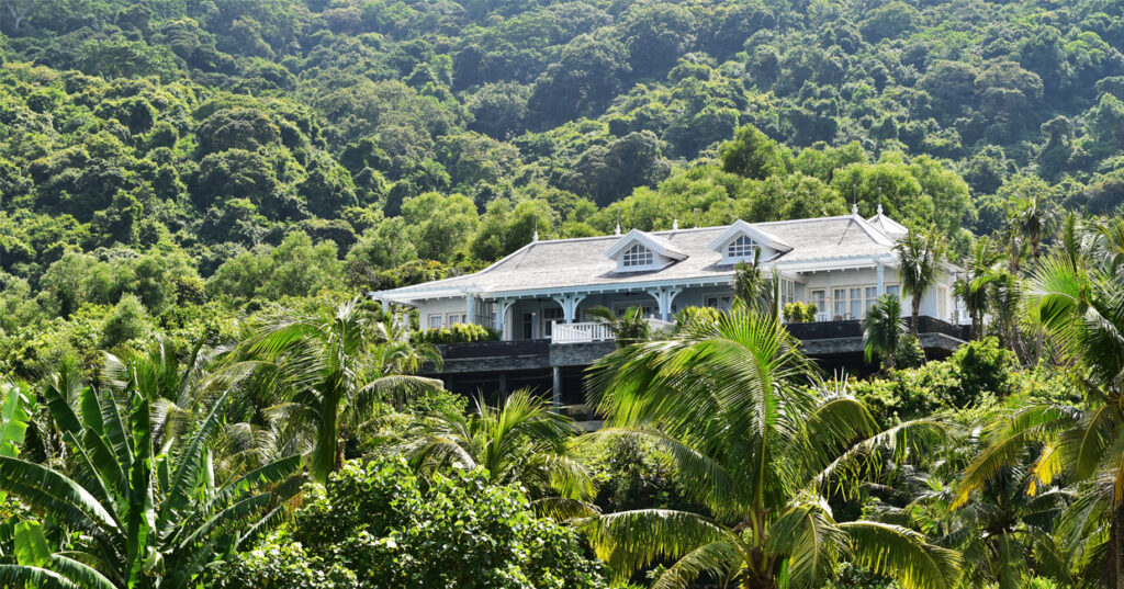 Bill Bensley designs luxurious villa for Intercontinental Danang Sun Peninsula Resort