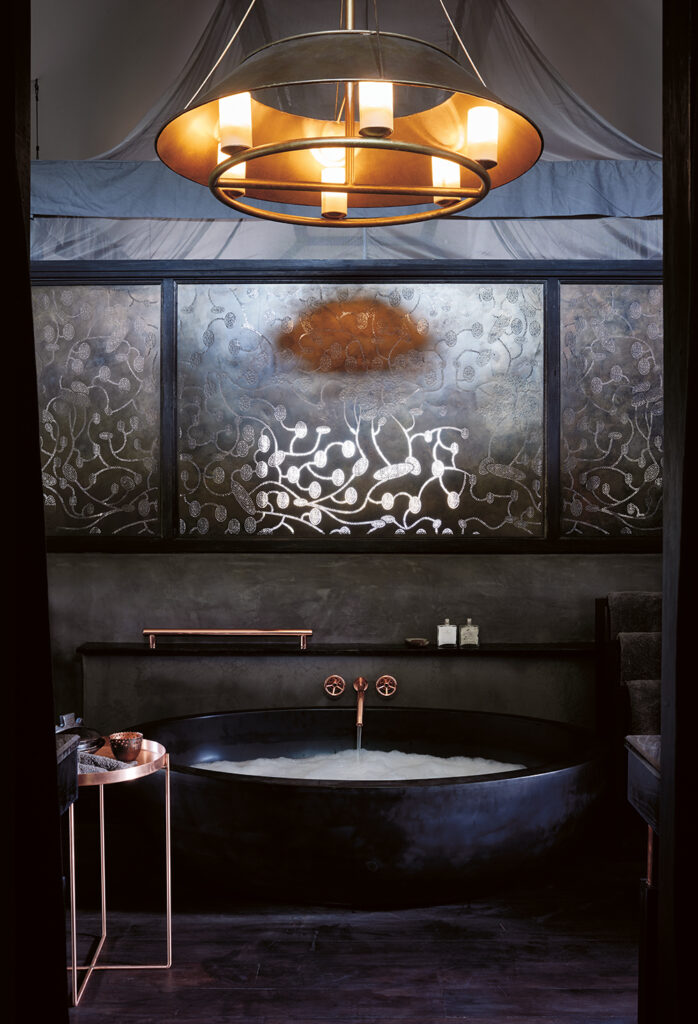 Belmond Eagle Island Lodge, Botswana