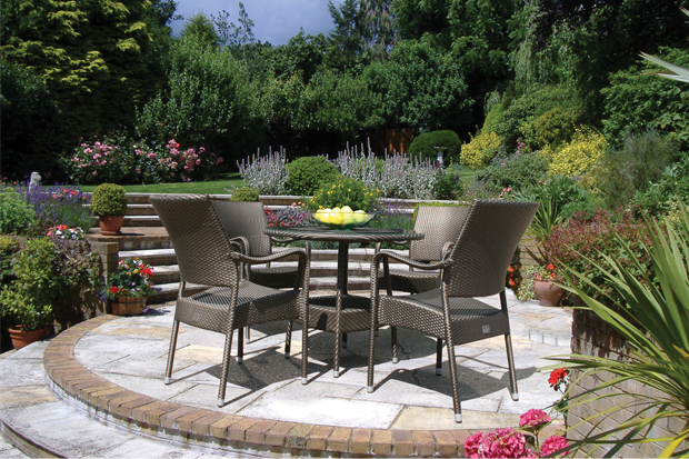 Low-maintenance luxury from Bridgman