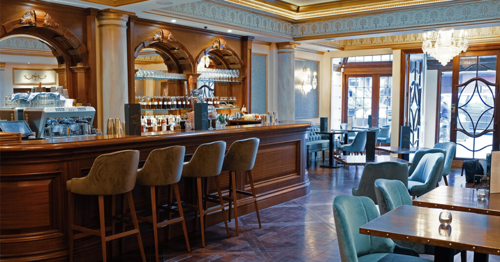 Jason Atherton launches Pavlova’s Bar at Victoria Palace Theatre