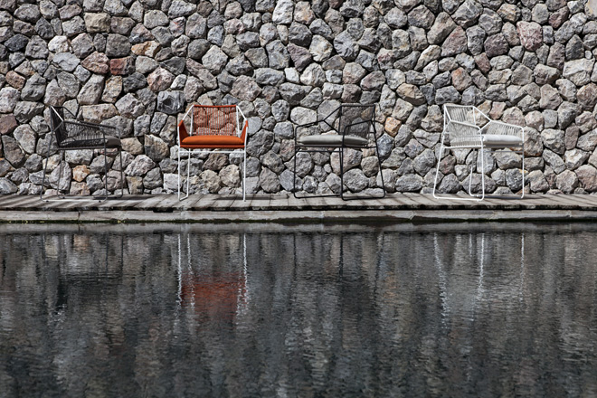 Mark Gabbertas and Oasiq: Playing with structure