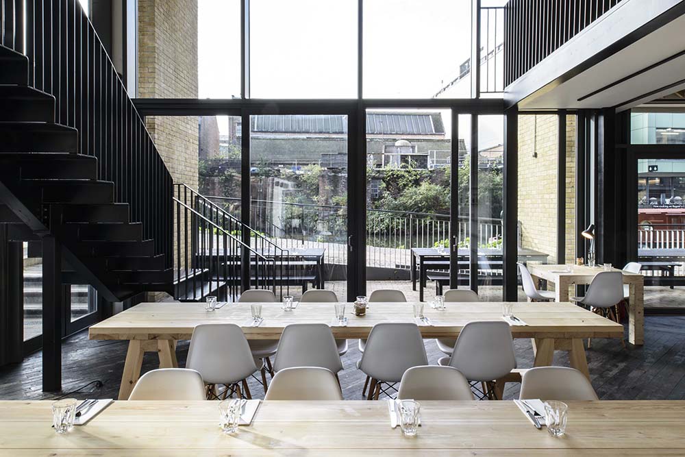 The Proud Archivist, London