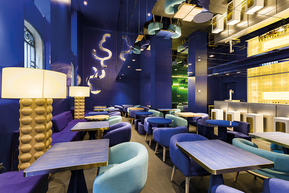 Room Mate Hotels : Connection through design