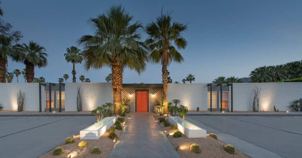 Palm Springs welcomes new boutique hotel