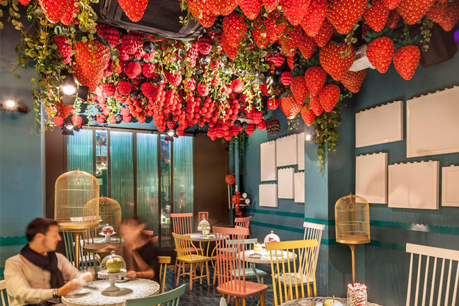 El Taller de Piñero creates quirky fruit-themed interior for dessert bar