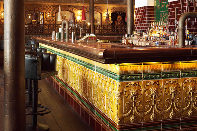 Blues Kitchen revives traditional faience-fronted bars