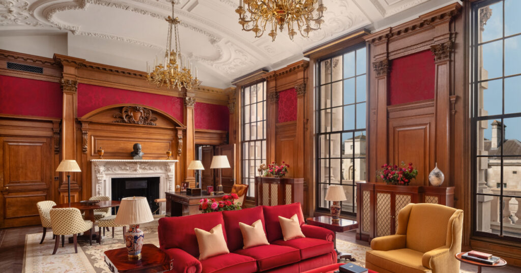 Dernier & Hamlyn utilises broad range of skills to recreate historic lighting for Raffles London at The OWO lighting