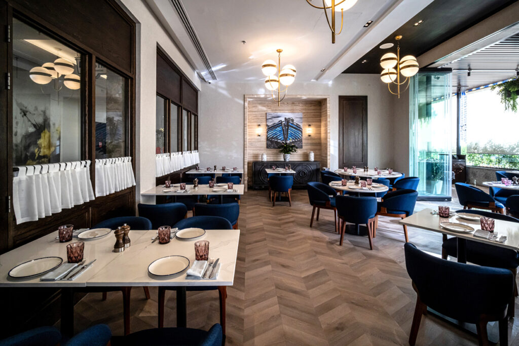Le Bistro Salmontini arrives at Le Royal Meridien, Abu Dhabi ...